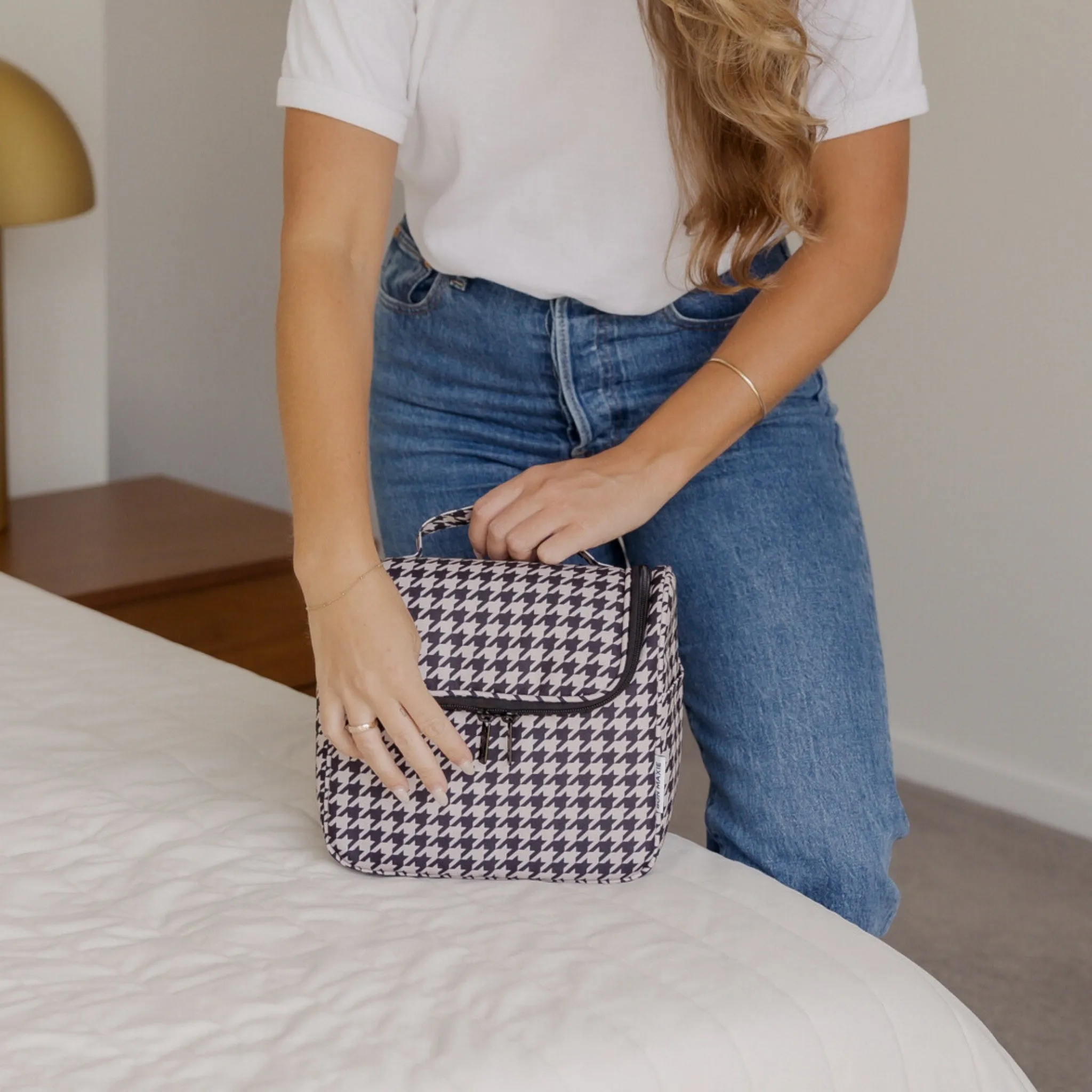 Bon Voyage Travel Toiletry Bag -- Black Houndstooth