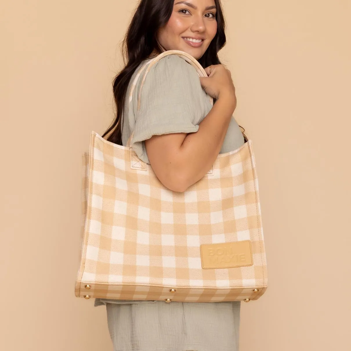 Large Bon Vivant Structured Tote Bag -- Almond Gingham