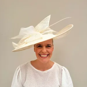 Max and Ellie GD8 Ivory Large Hatinator