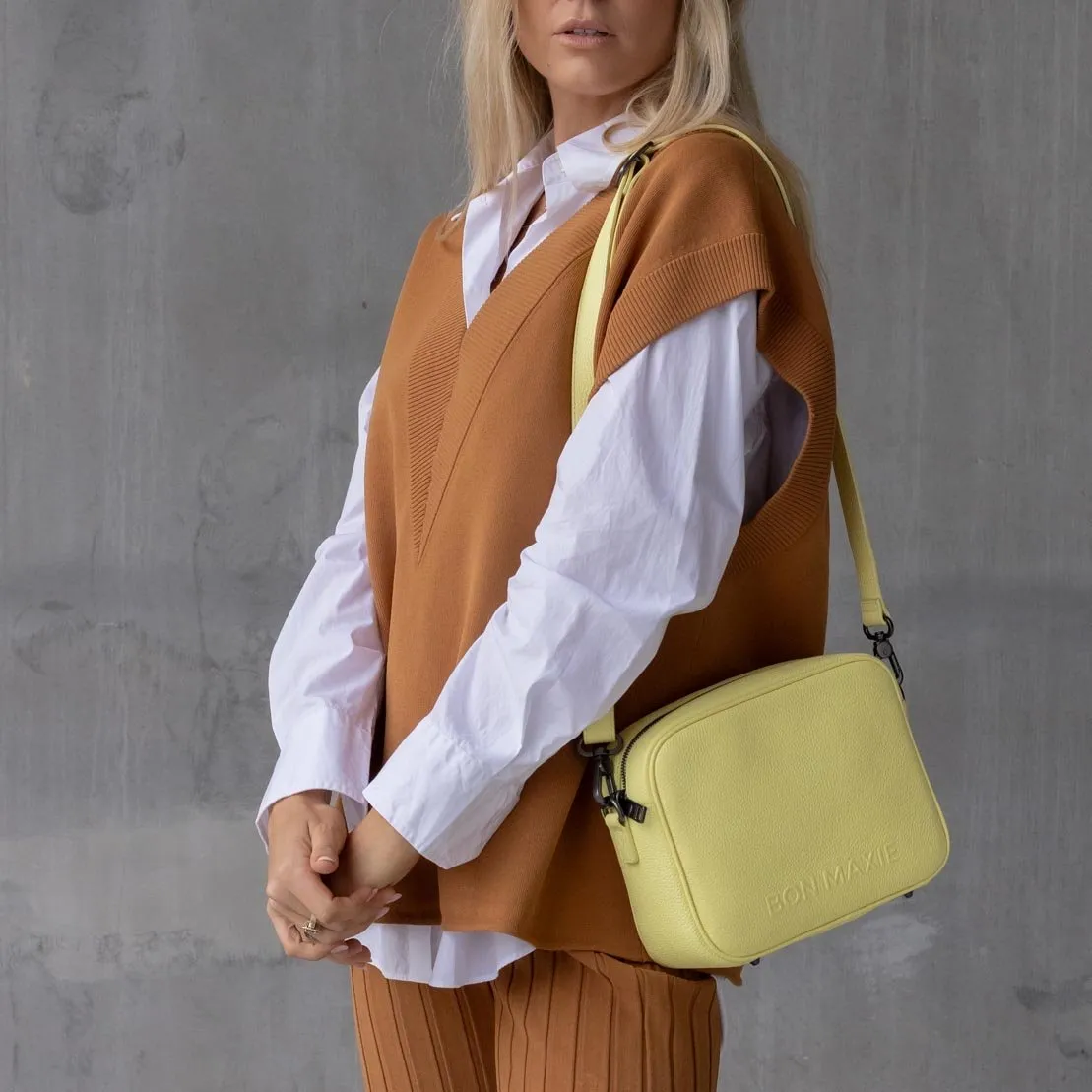 Sidekick Leather Crossbody Bag -- Lemon