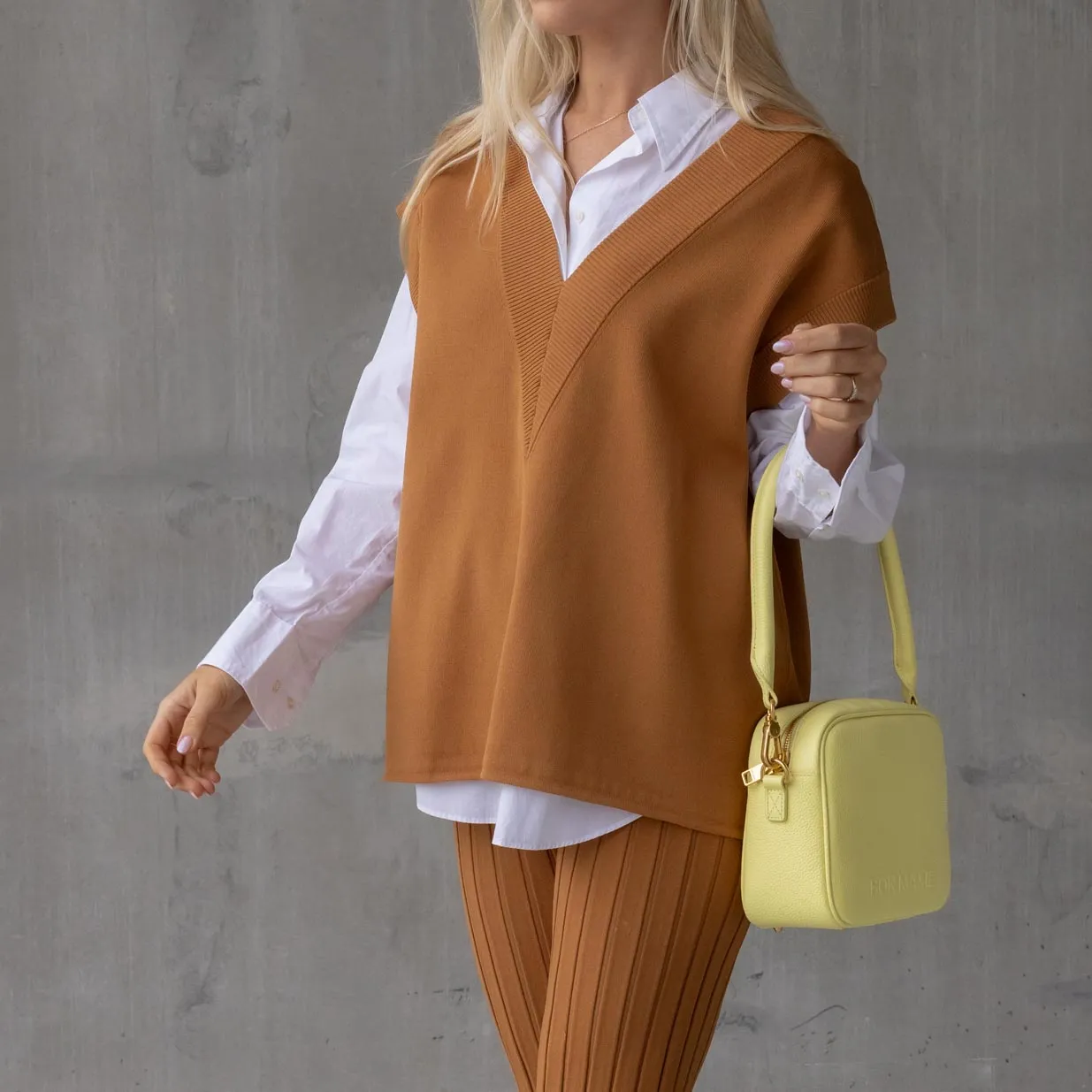 Sidekick Leather Crossbody Bag -- Lemon