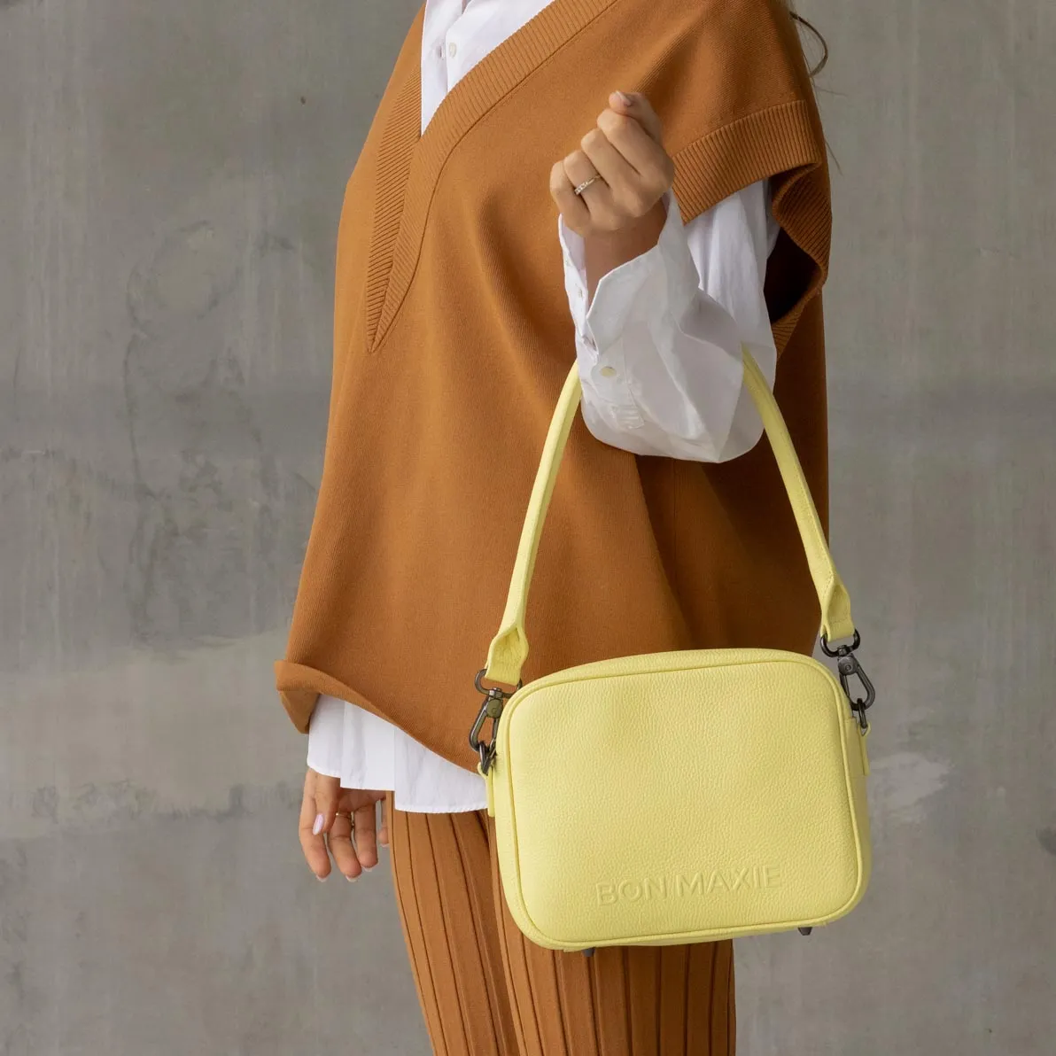 Sidekick Leather Crossbody Bag -- Lemon